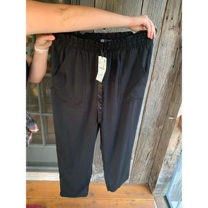 ✨ZARA PAPERBAG BLACK PANTS WITH WAIST TIE✨